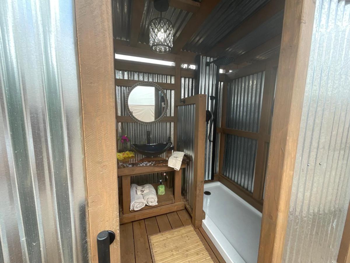 Tiki Cabana Hotel Хауаян Оушън Вю Екстериор снимка